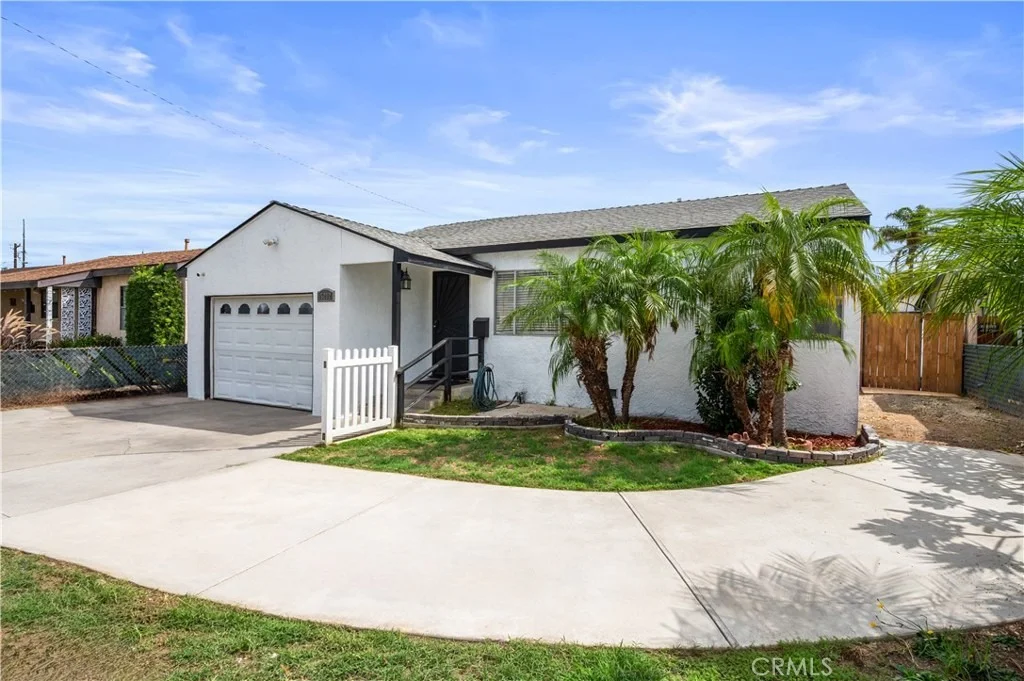 Photo of 15212 Arcturus Avenue