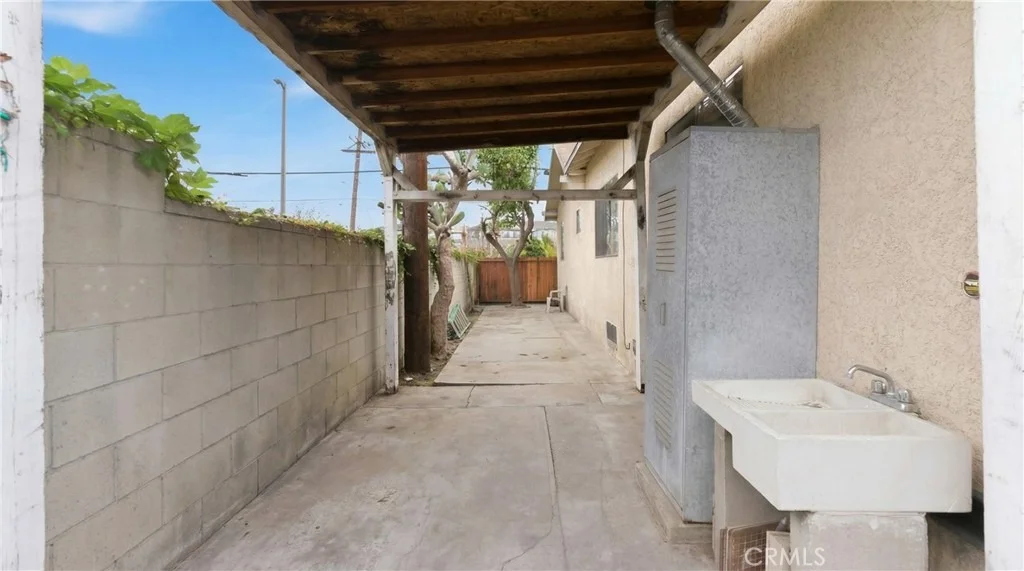 Photo of 7221 Otis
