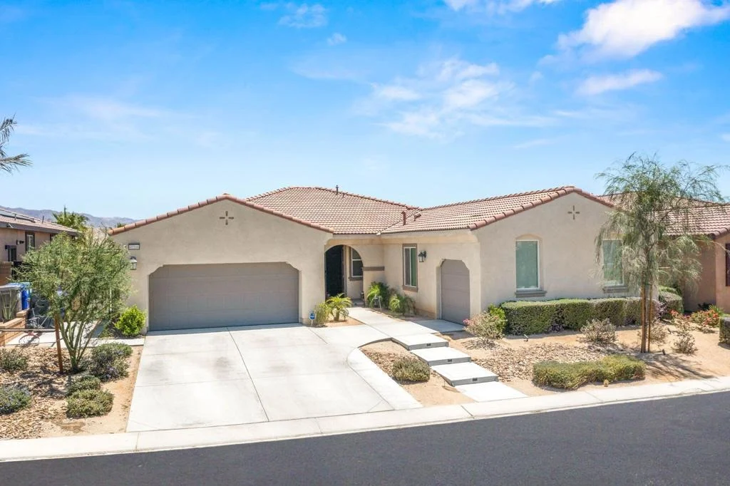 Photo of 40166 Vivaldi Court