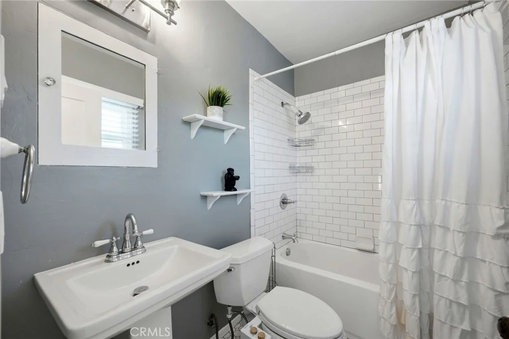 Photo of 3364 Cedar