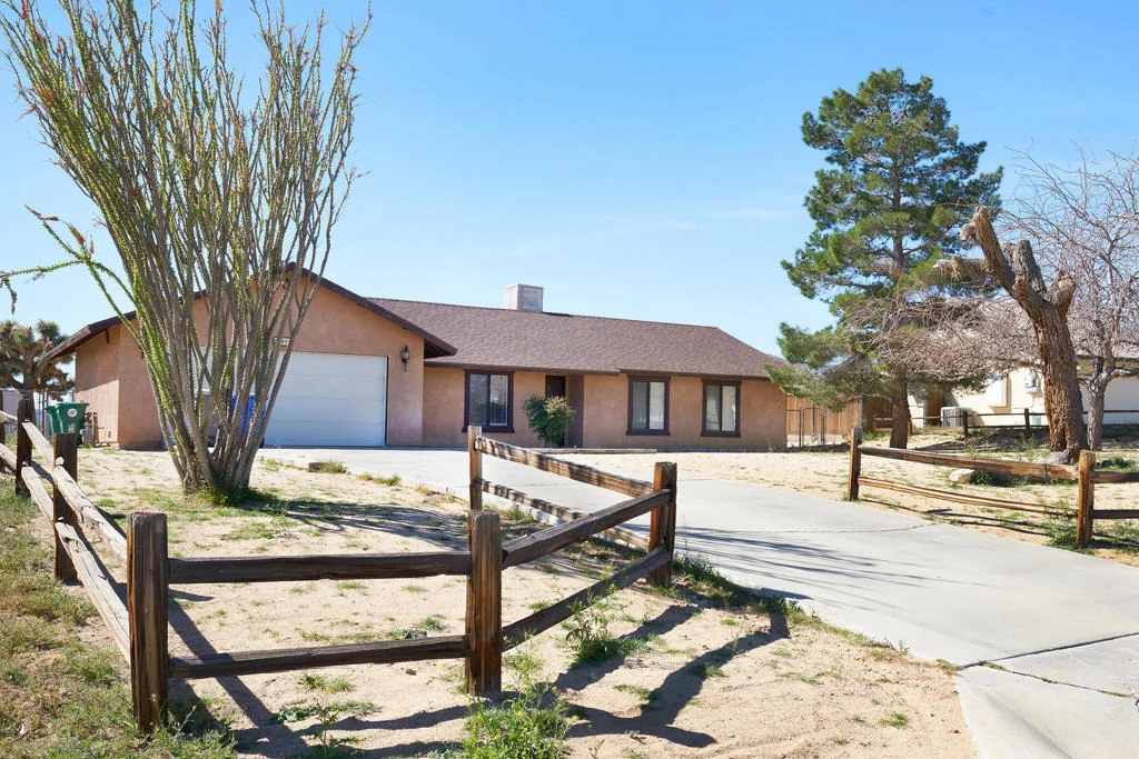 Photo of 58859 Campero Drive
