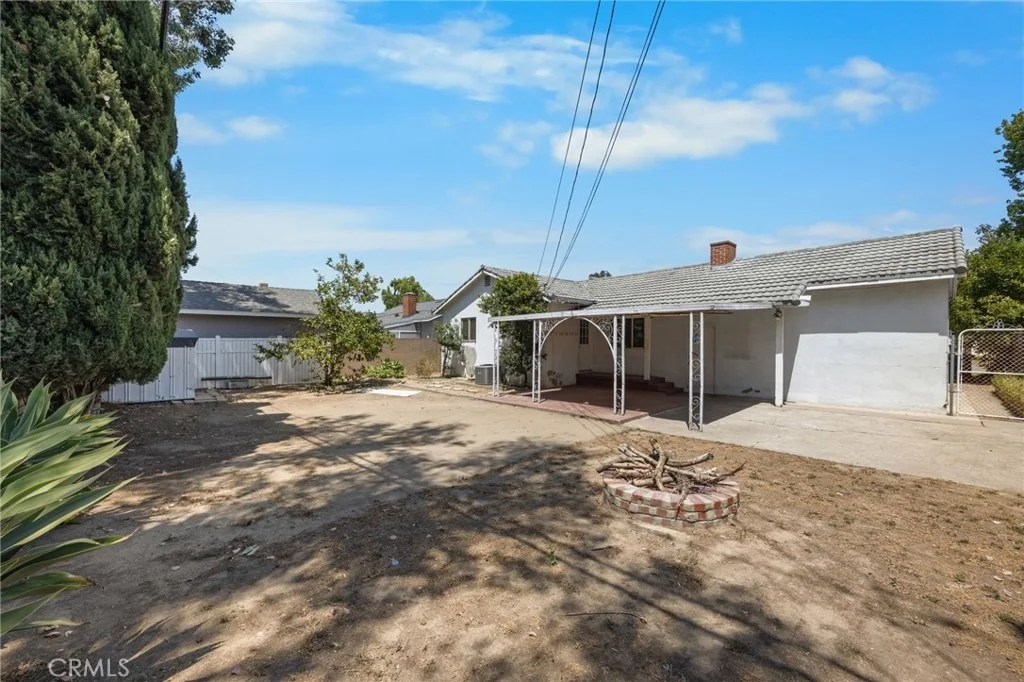 Photo of 380 S Devon
