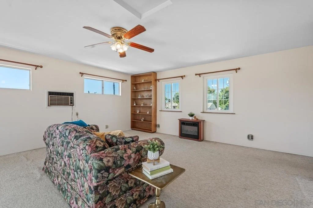 Photo of 6031 Sinton