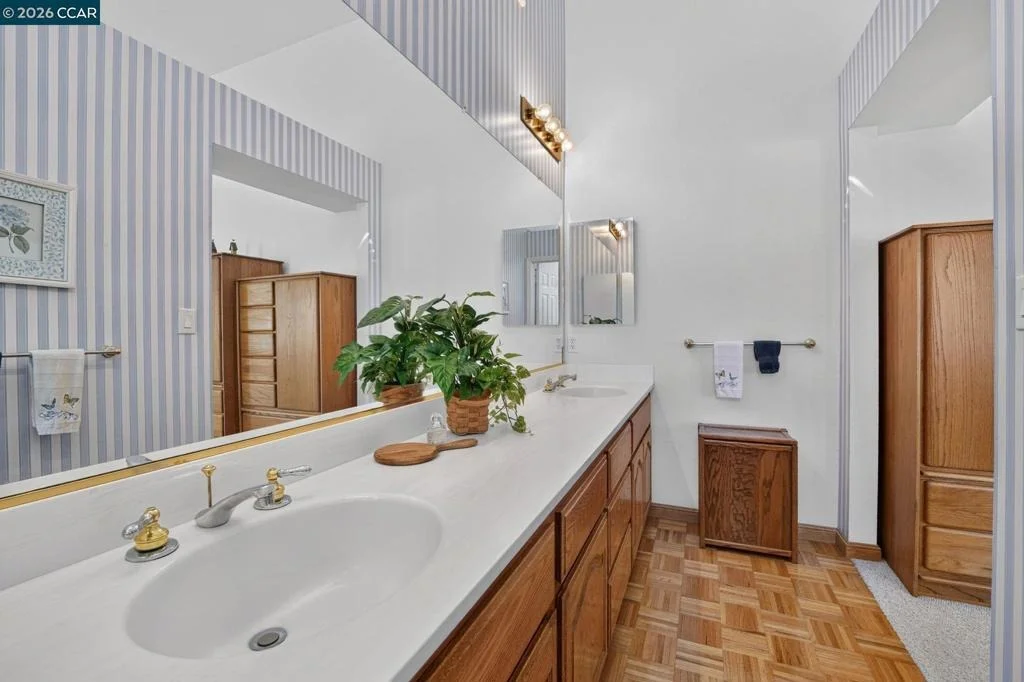 Photo of 1808 Eagle Peak Ave