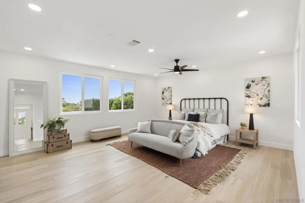 Photo of 1557 Regatta Road