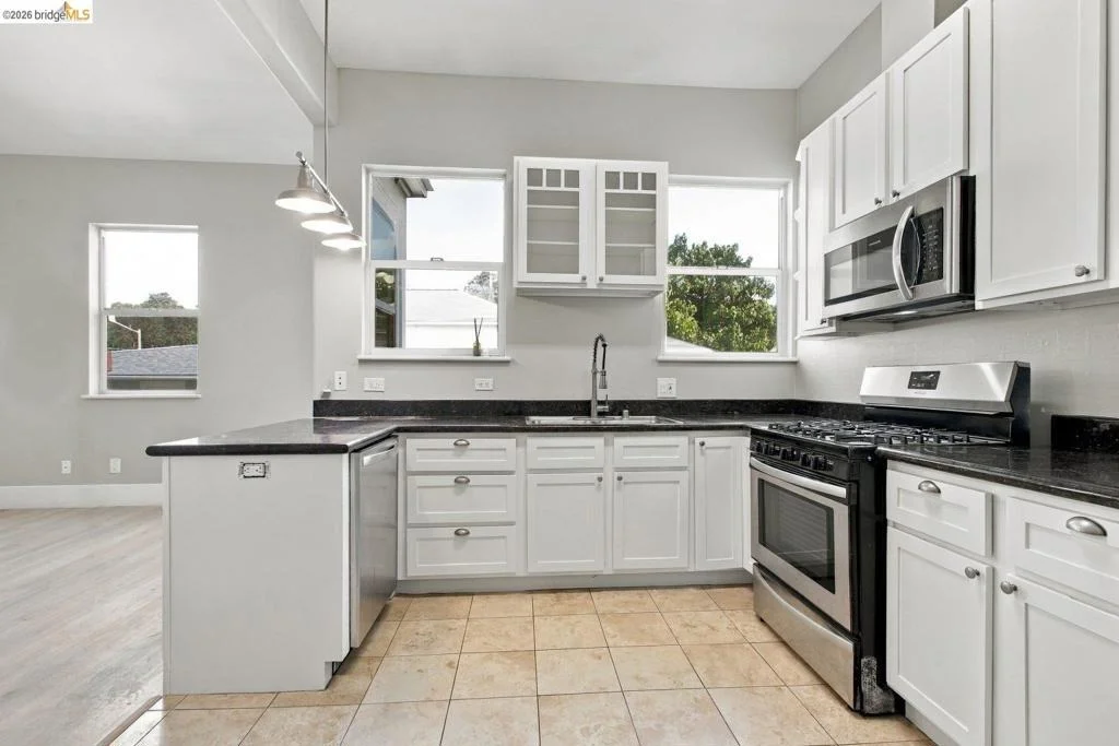 Photo of Unit 56 at 824 Peralta St