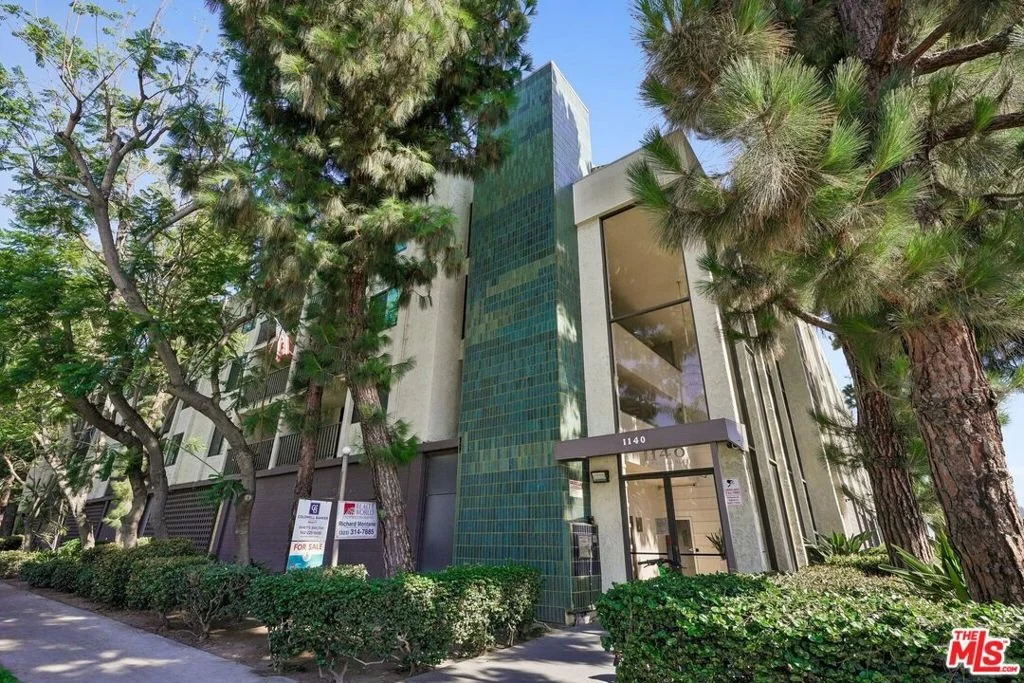 Photo of Unit 310 at 1140 E Ocean Boulevard