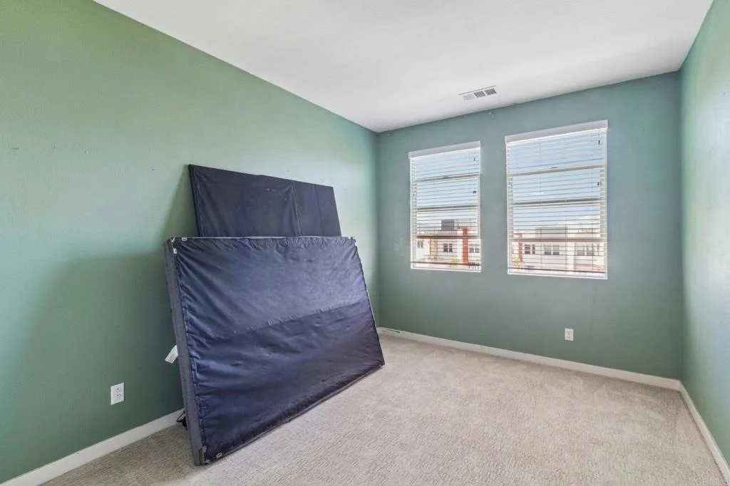 Photo of Unit 3 at 2054 Foxtrot Loop