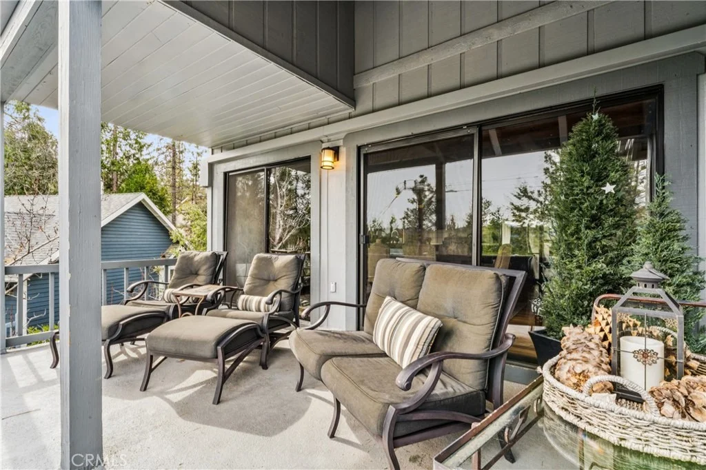 Photo of 892 Nadelhorn Drive