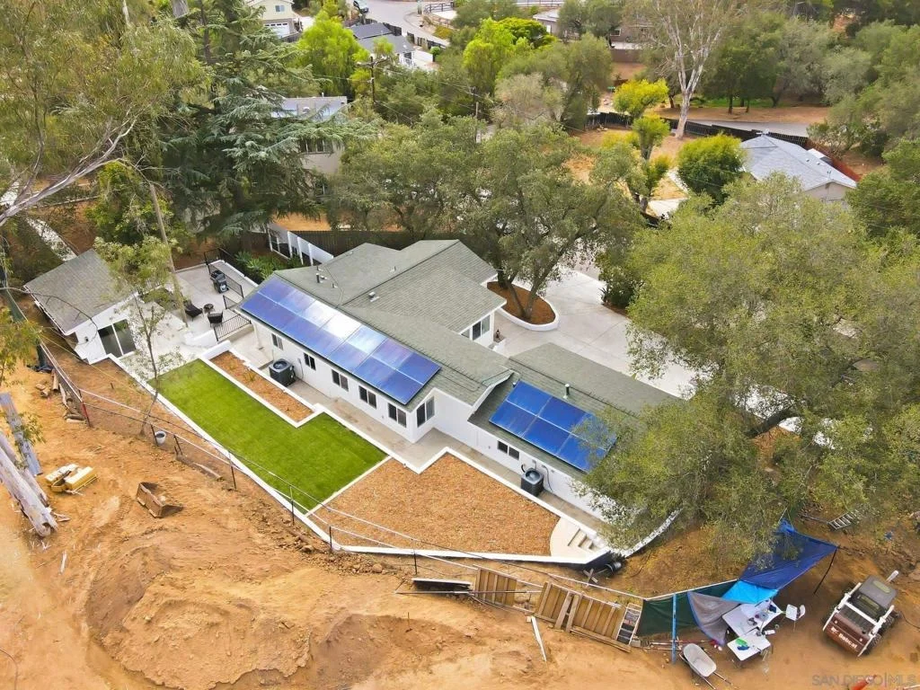 Photo of 10243 Canyon