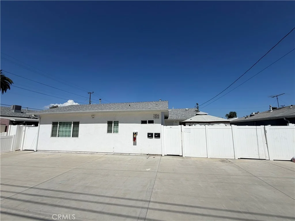 Photo of 7856 Ledge
