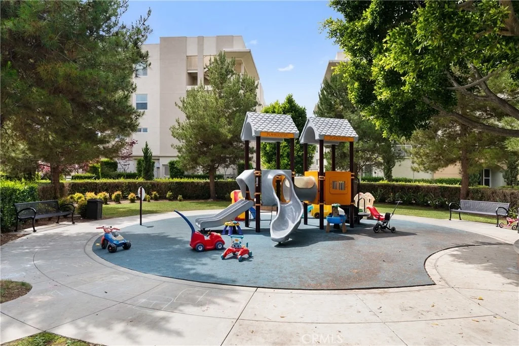 Photo of Unit 106 at 5331 Ocean