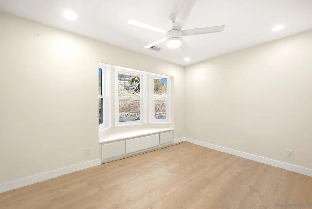 Photo of 2073 Willow Glen