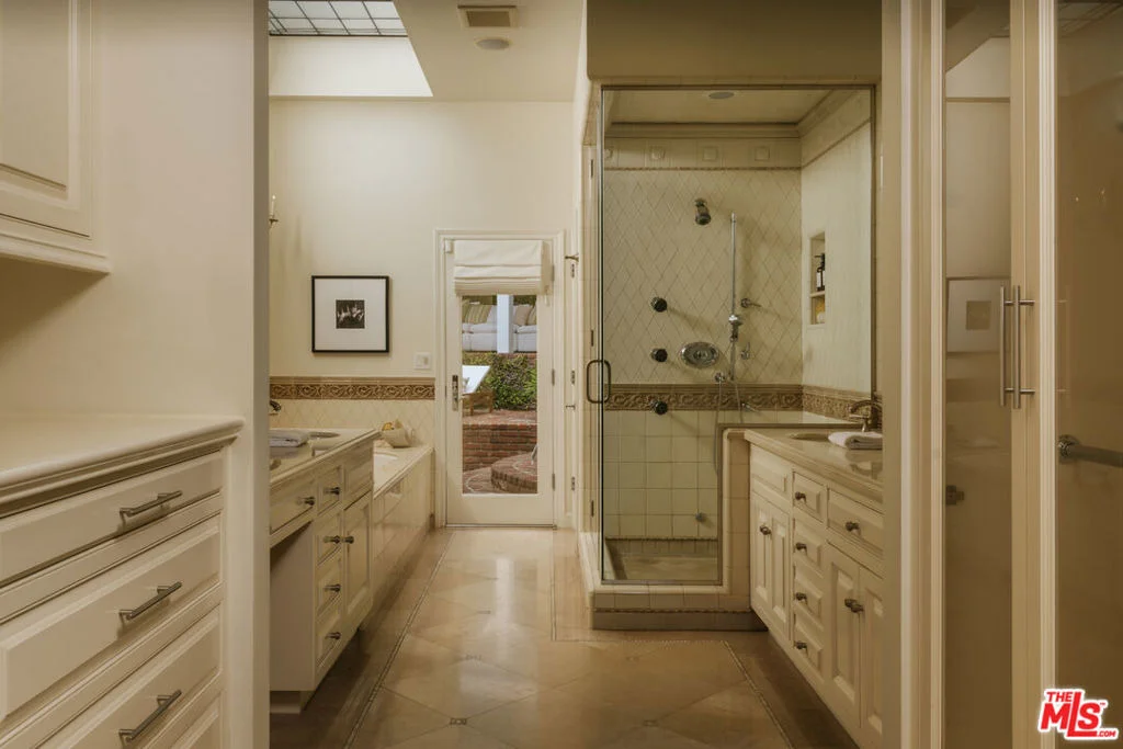 Photo of 16457 Marbro Drive