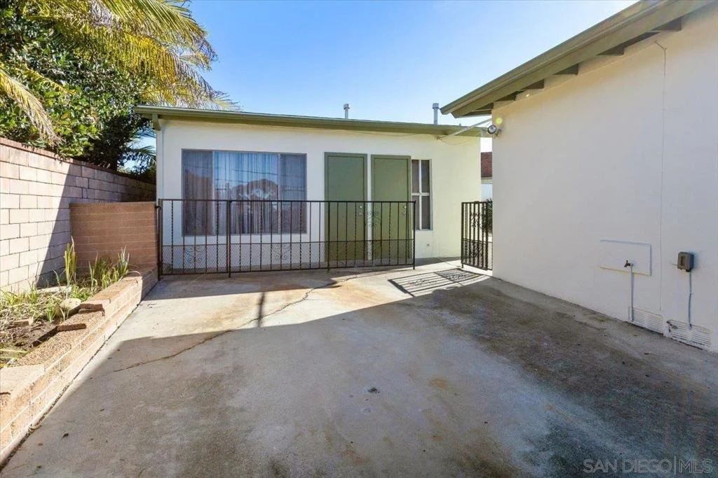 Photo of 4711 Austin