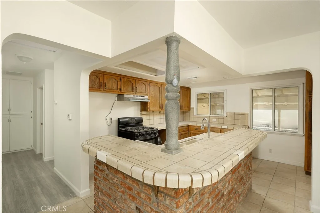 Photo of 1441 Jenner Street