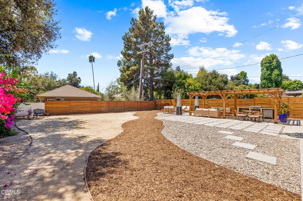Photo of 1201 N Altadena Drive