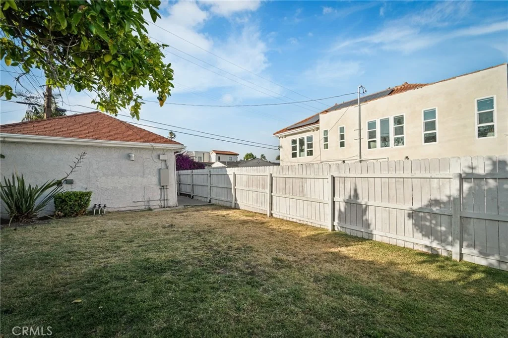 Photo of 5115 West Boulevard