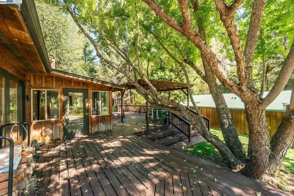 Photo of 4481 Rush Creek Rd