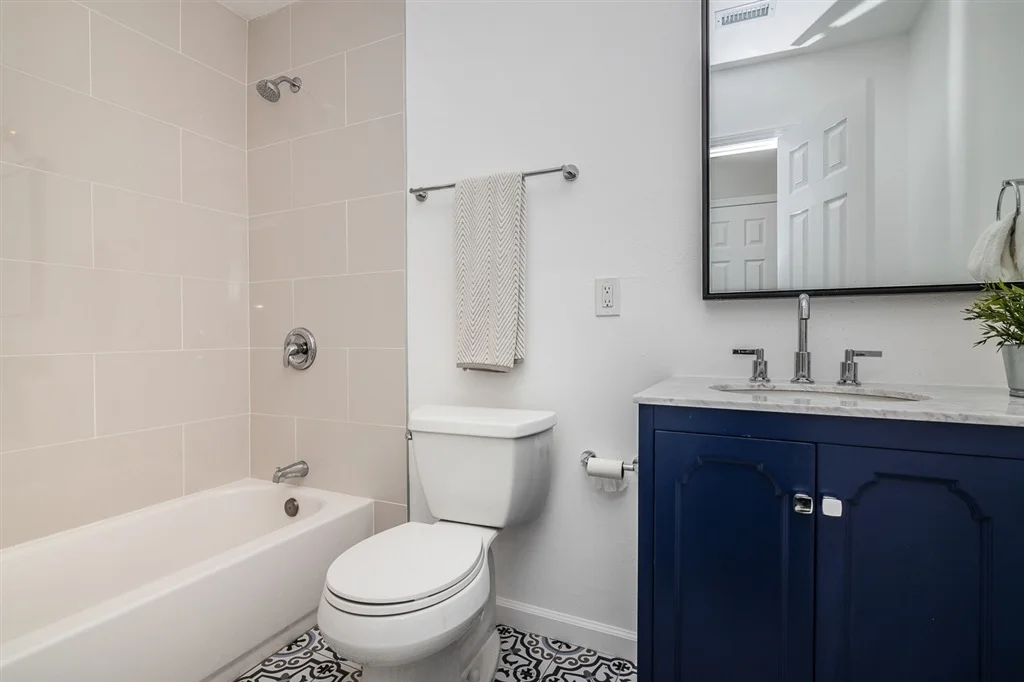 Photo of 8115 Kato St.