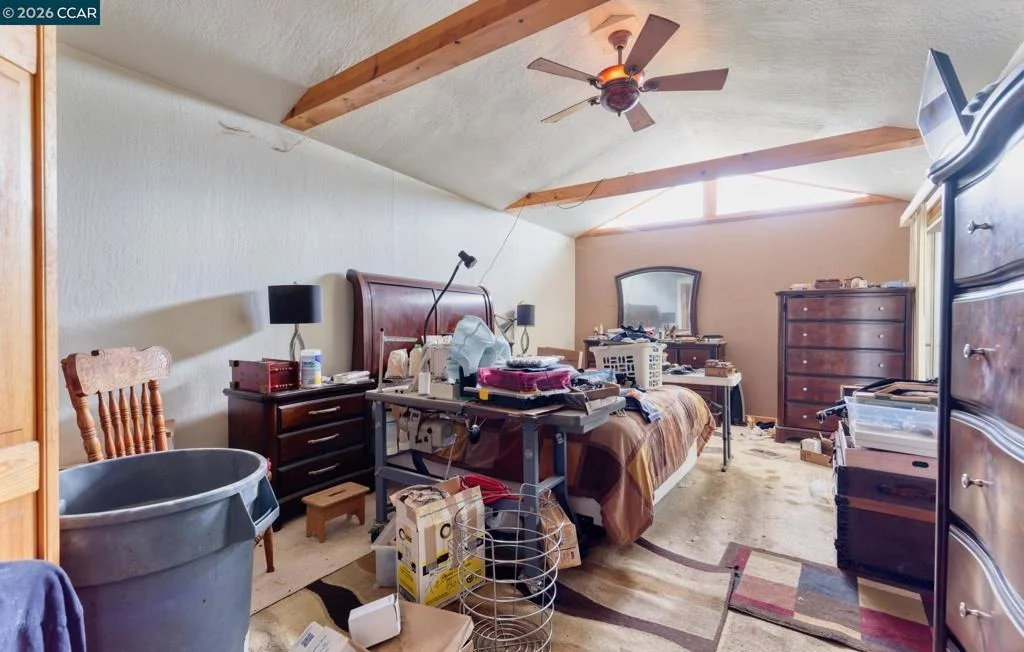 Photo of 457 Gilda Ave