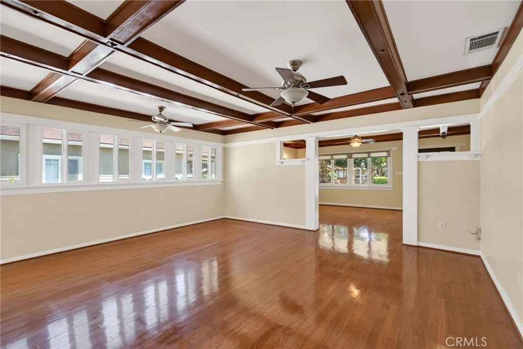 Photo of 3660 Linwood
