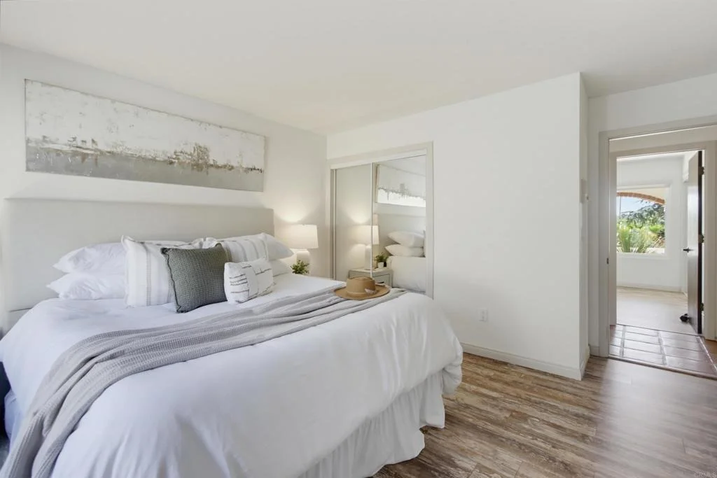 Photo of 4580 El Mirlo