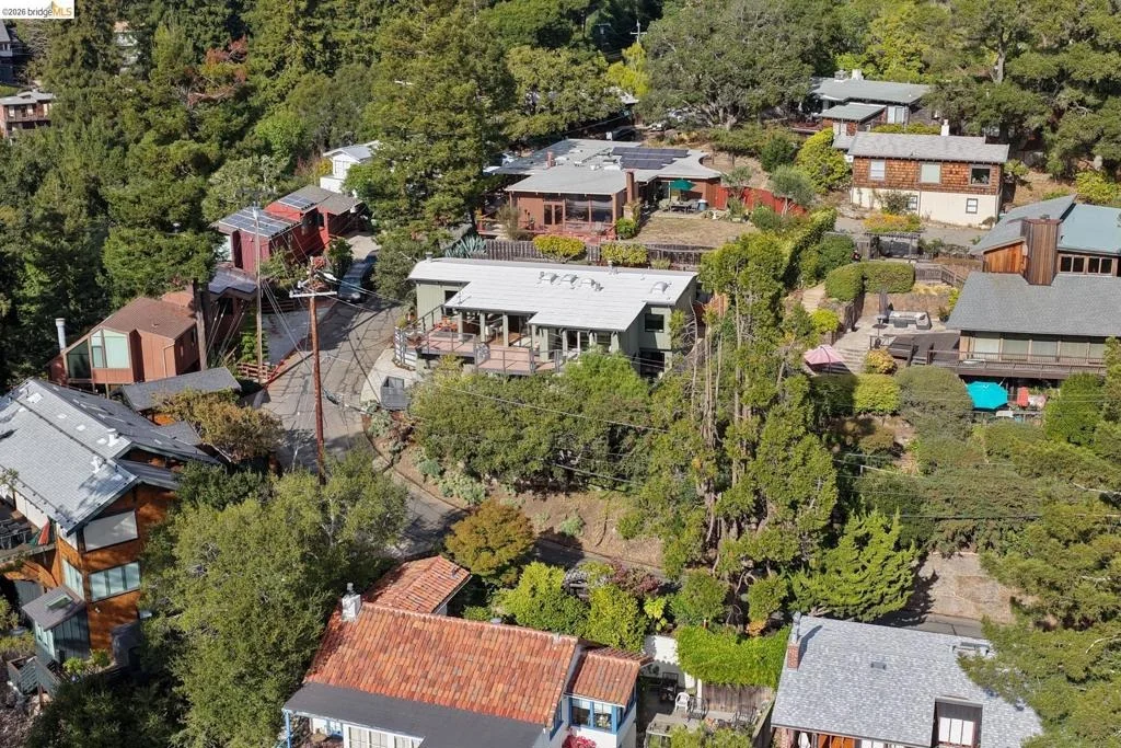 Photo of 2724 Shasta Road