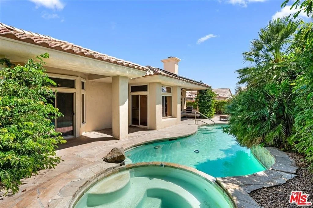 Photo of 78649 Waterfall Drive