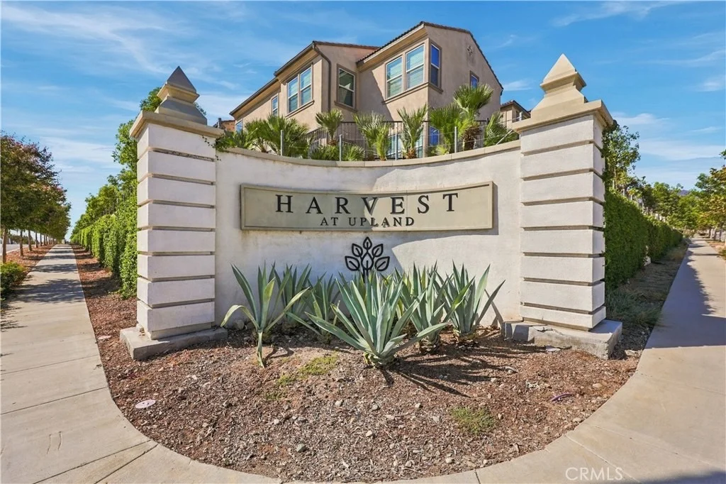 Photo of 881 Pear Court