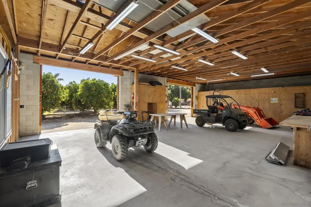 Photo of 29481 Miller