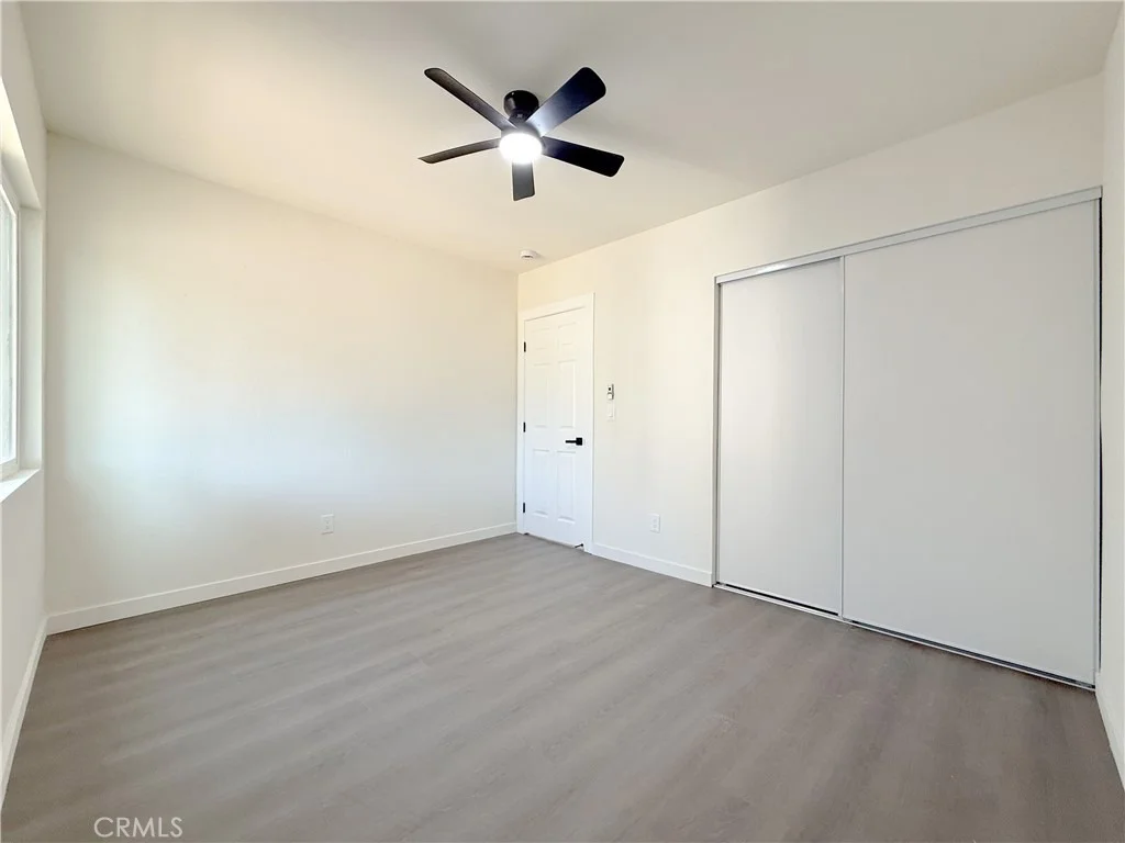 Photo of 213 N Broadacres Avenue