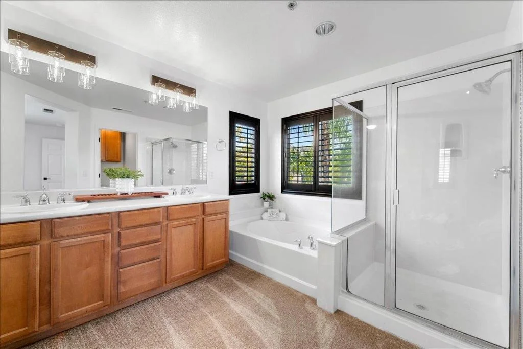 Photo of 21 La Jolla Street