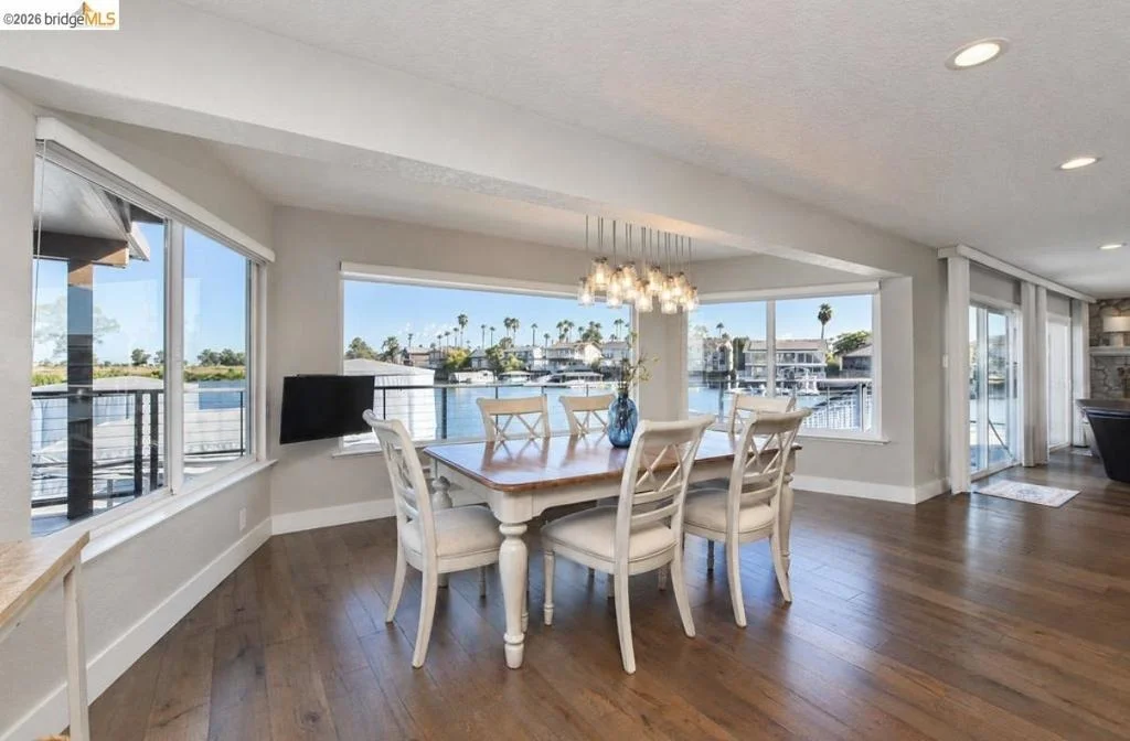 Photo of 4818 Cabrillo Pt