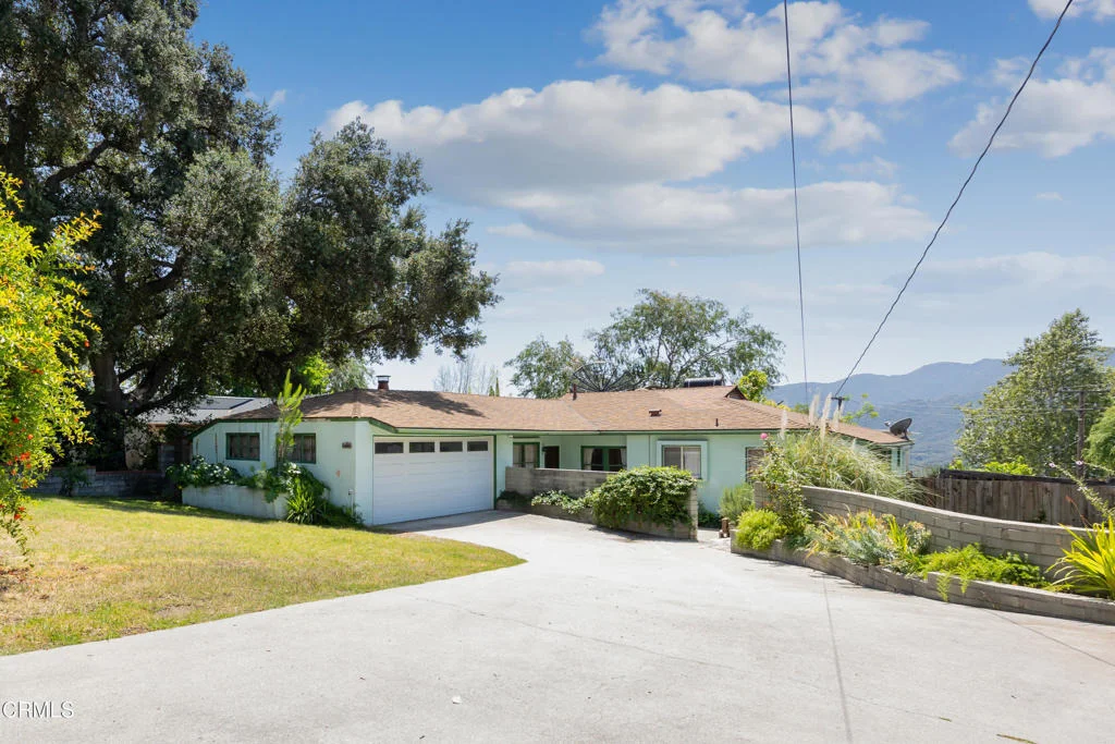 Photo of 3044 Orange Avenue