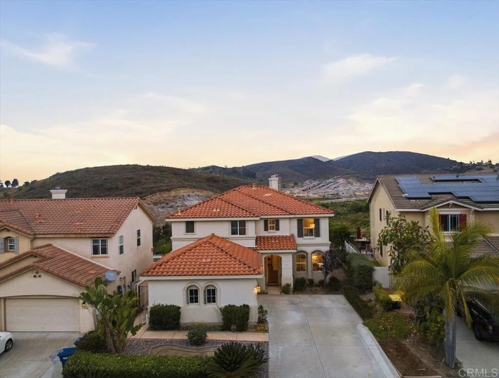 Photo of 812 Avenida Abeja