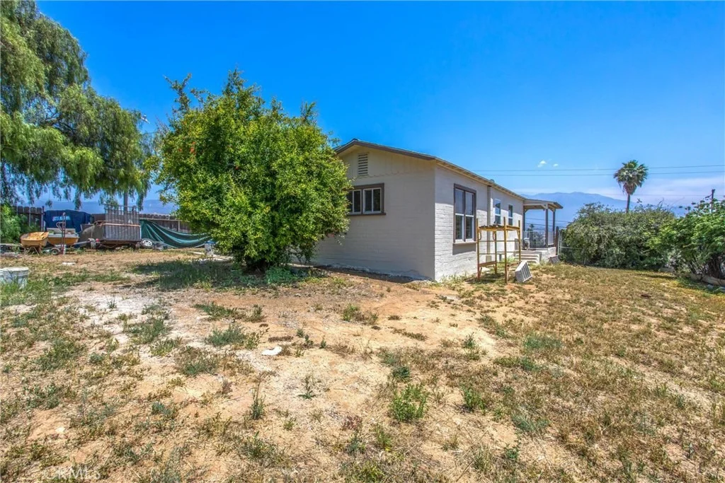 Photo of 12190 Gladys