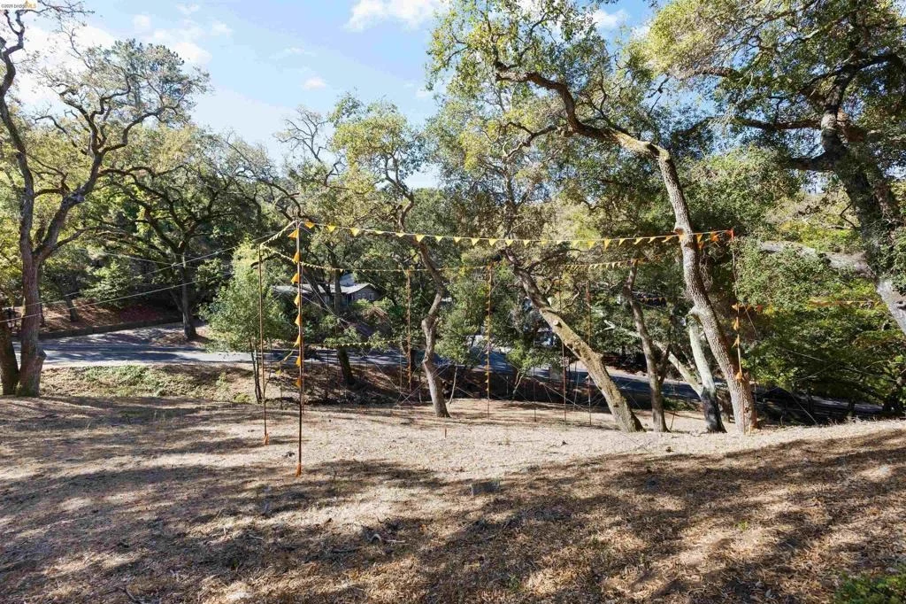 Photo of 822 Acalanes Rd