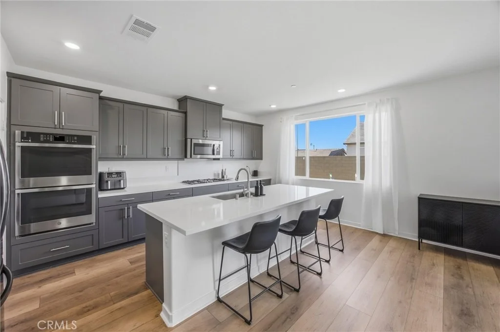 Photo of 16723 Yarrow Lane