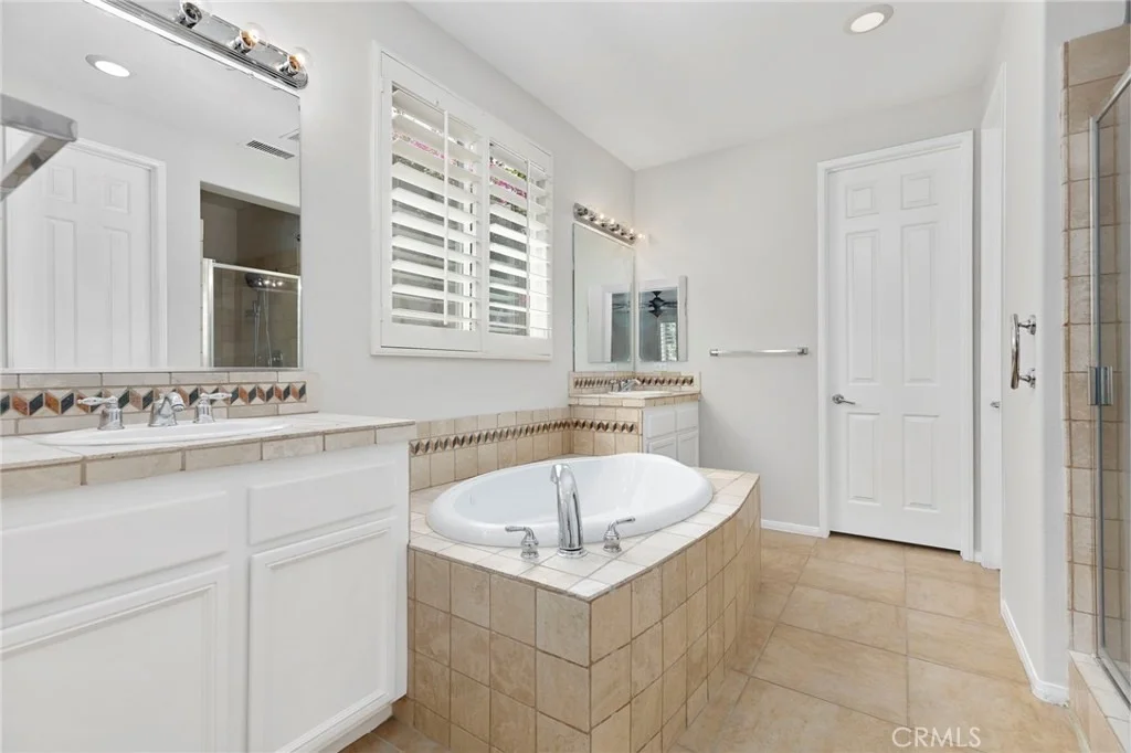 Photo of 34 Shoreline Drive