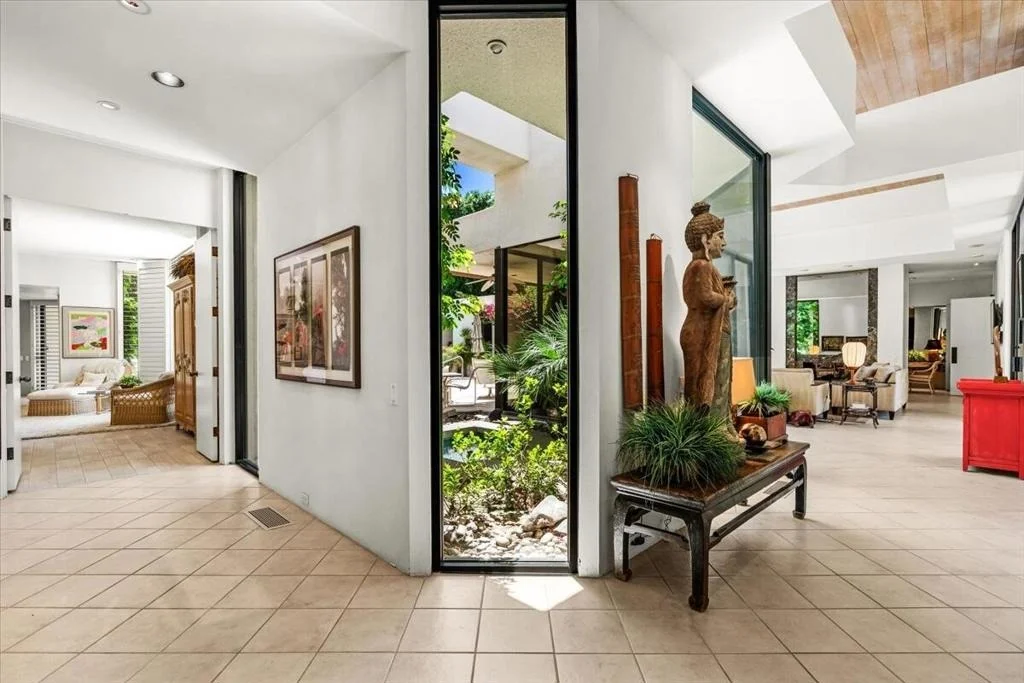 Photo of 77181 Calle Flora