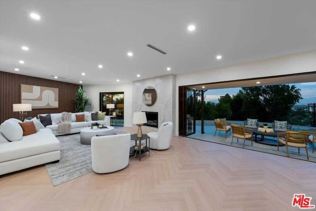 Photo of 4847 Brewster Drive
