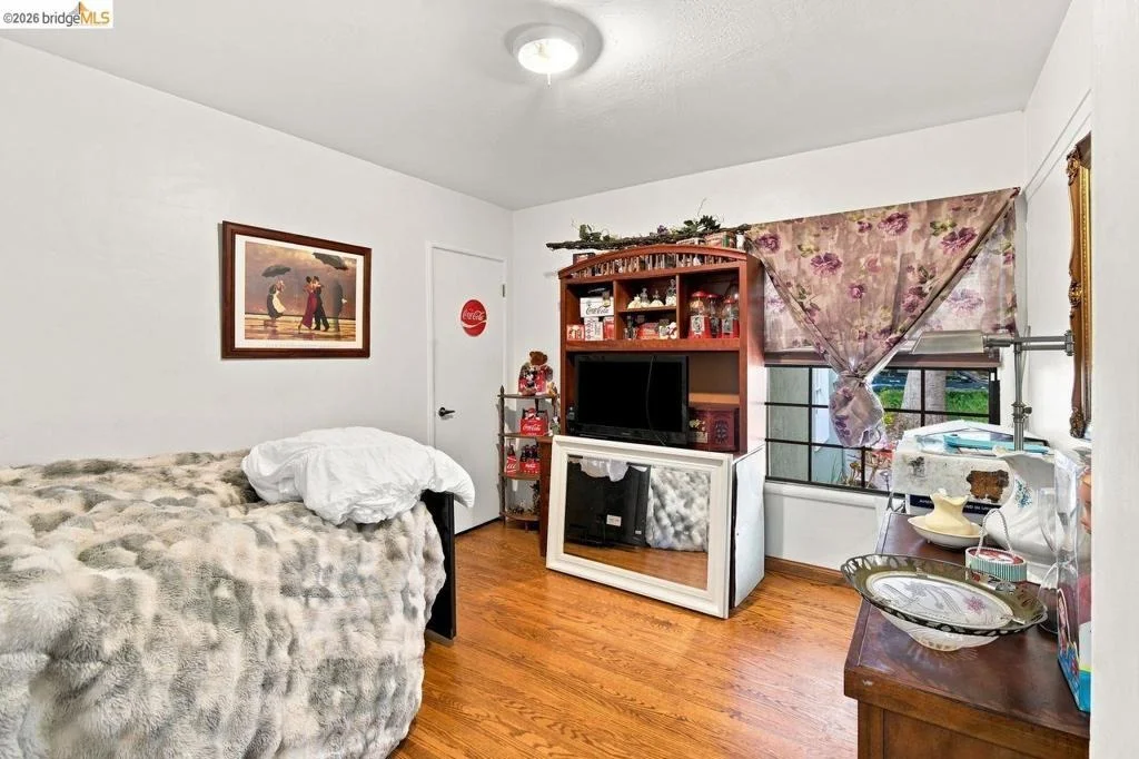Photo of 209 Fleming Ave