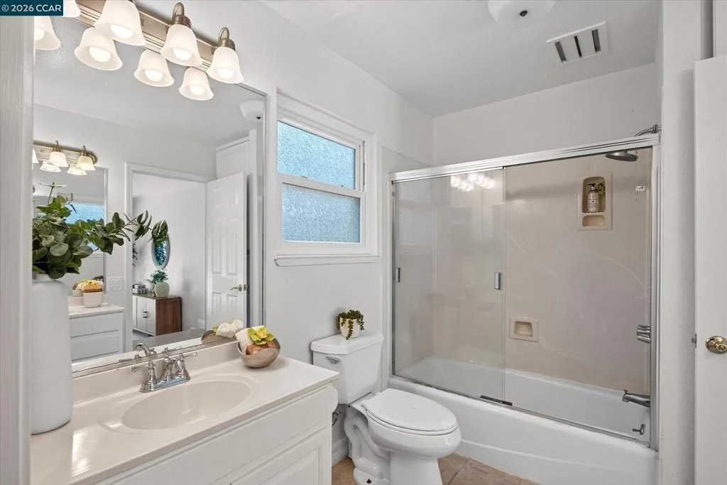 Photo of 125 Wilton Pl