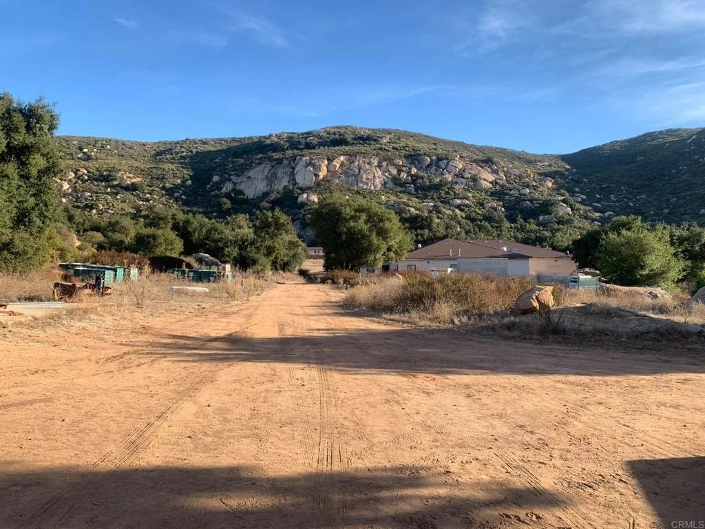 Photo of 24352 Featherstone Canyon Rd