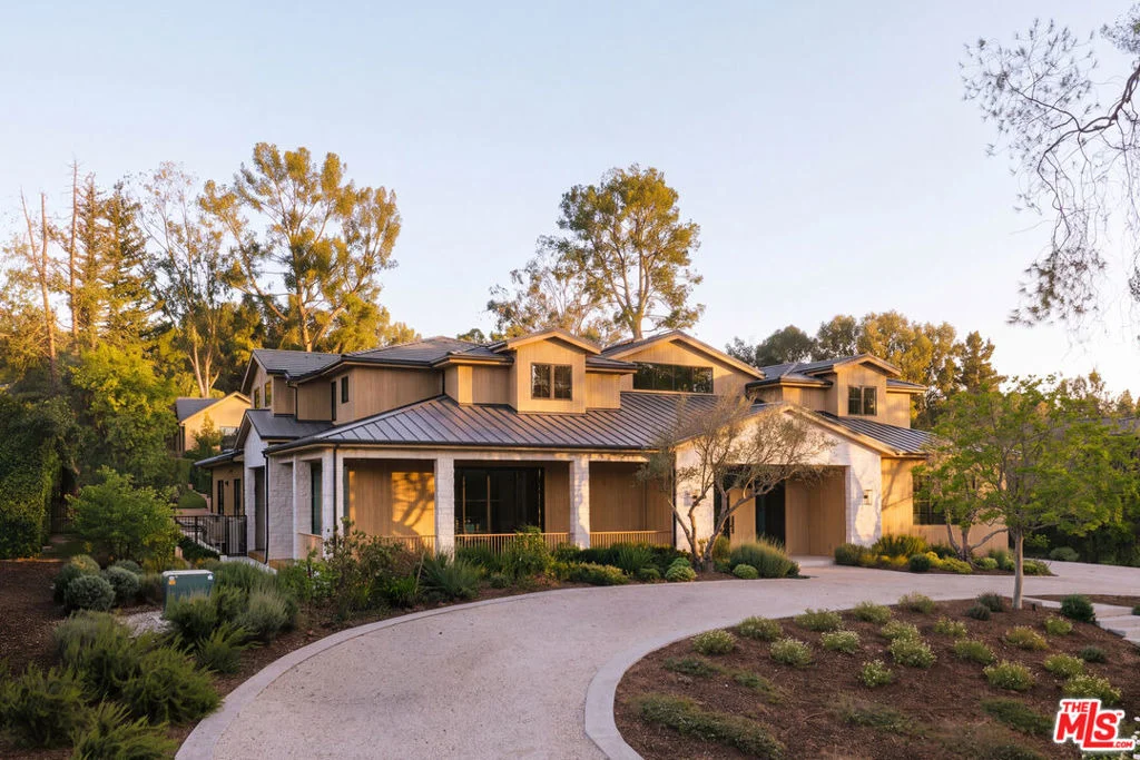 Photo of 5287 Round Meadow Road