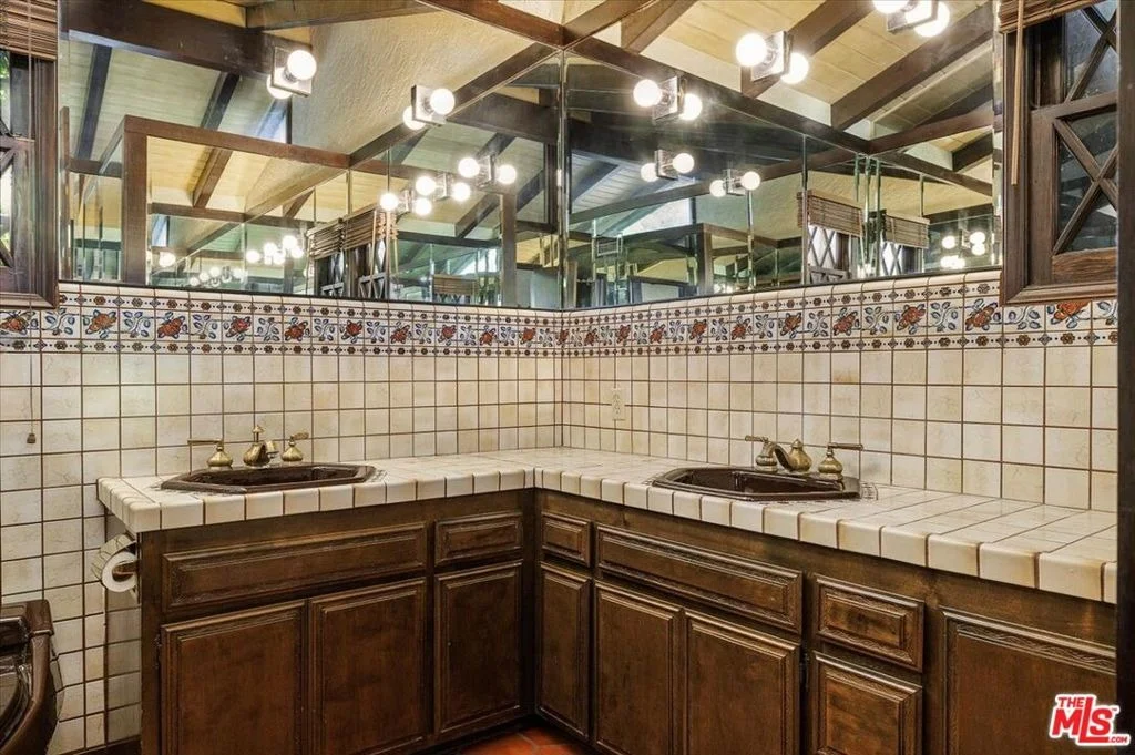 Photo of 8229 Davista Drive