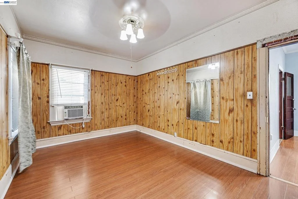 Photo of 2711 13Th Ave