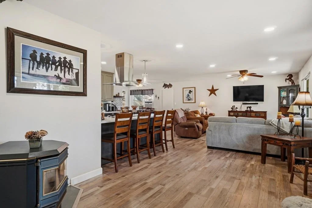 Photo of 1541 Round Potrero Rd