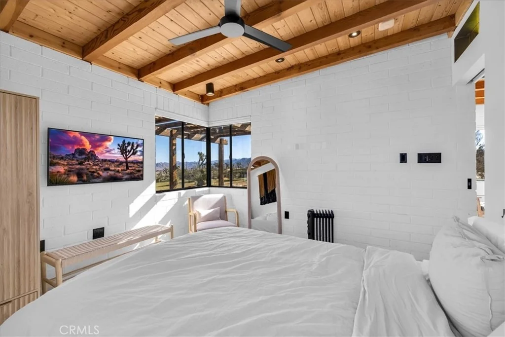 Photo of 5437 Paradise View Road